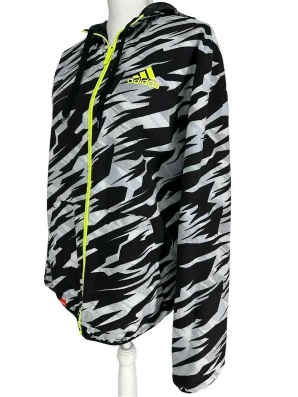 ADIDAS / REVERSIBLE Black & White Graphic Jacket Neon Green / Small / Activewear